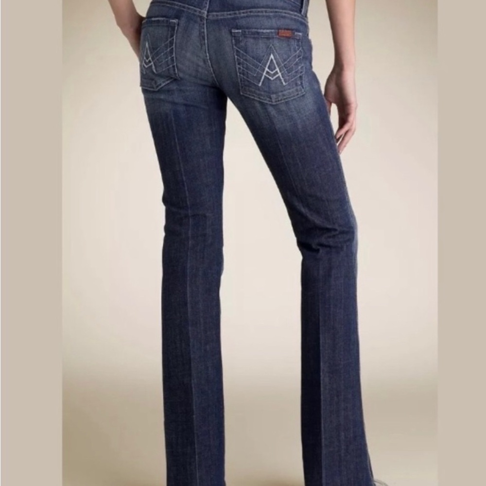 7 For All Mankind "A" Pocket Low Cut Bootcut Jeans; size 32
